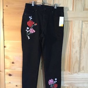 Women's Divided Booty Fit Jeans.  Red Rose Design